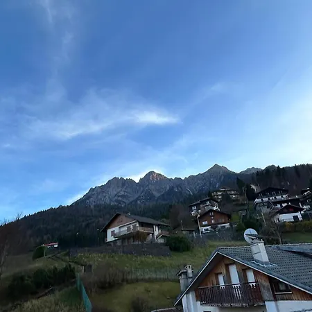 Eden Di Manenti Andrea Apartamento Oltre il Colle